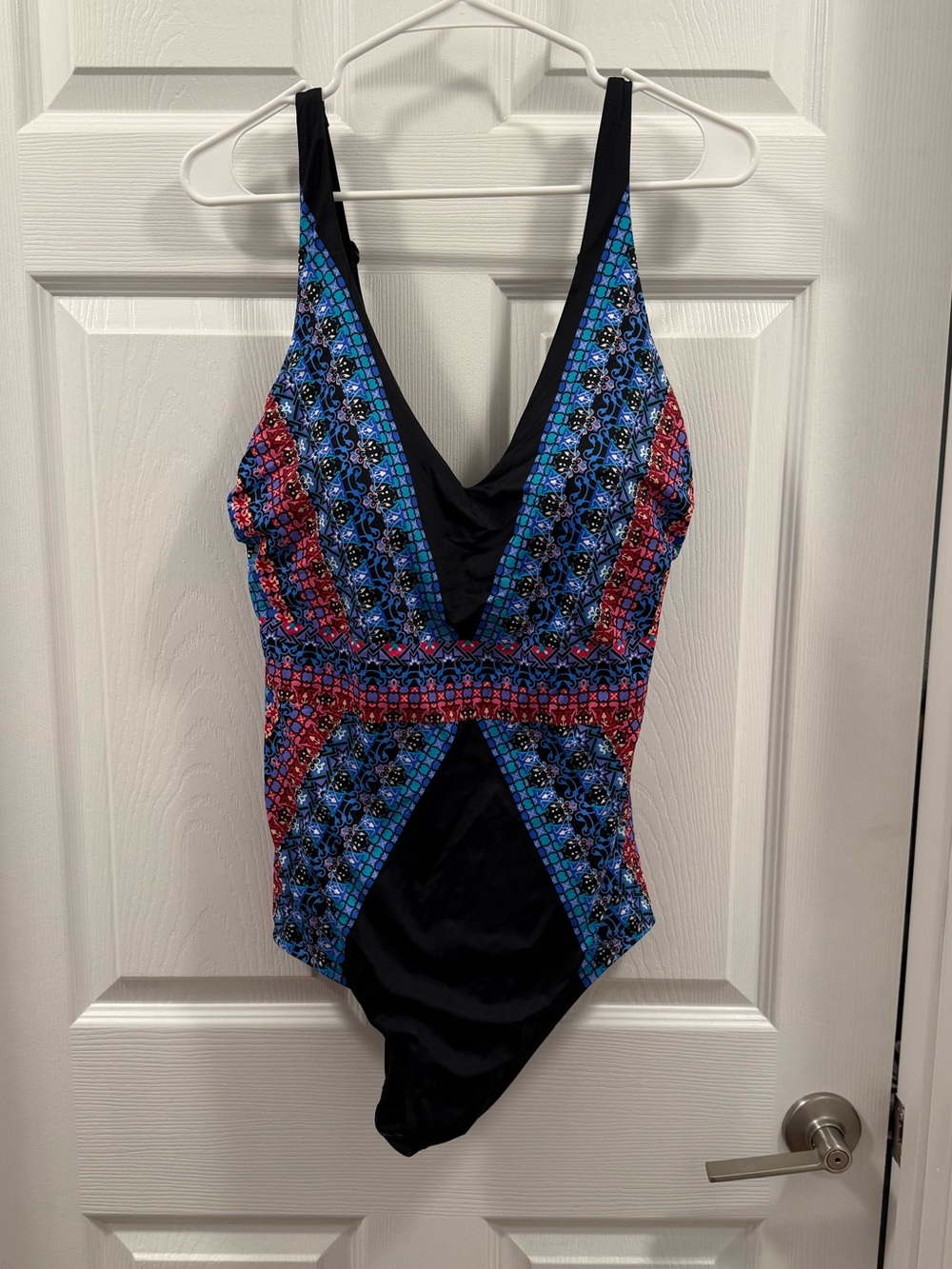 Miracle Brands Women’s Black Swimsuit with Blue & Red Mosaic Print size 1x